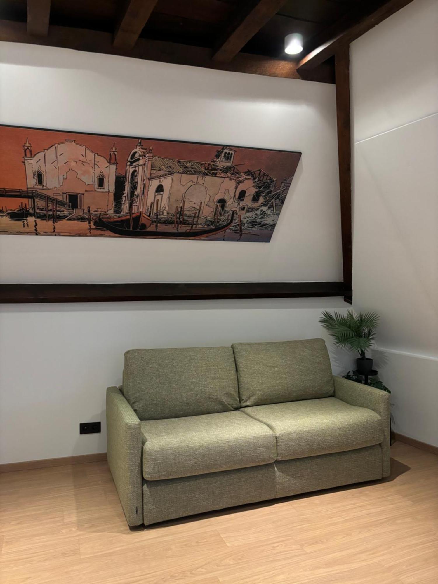 Comic Art Hotel خنت المظهر الخارجي الصورة