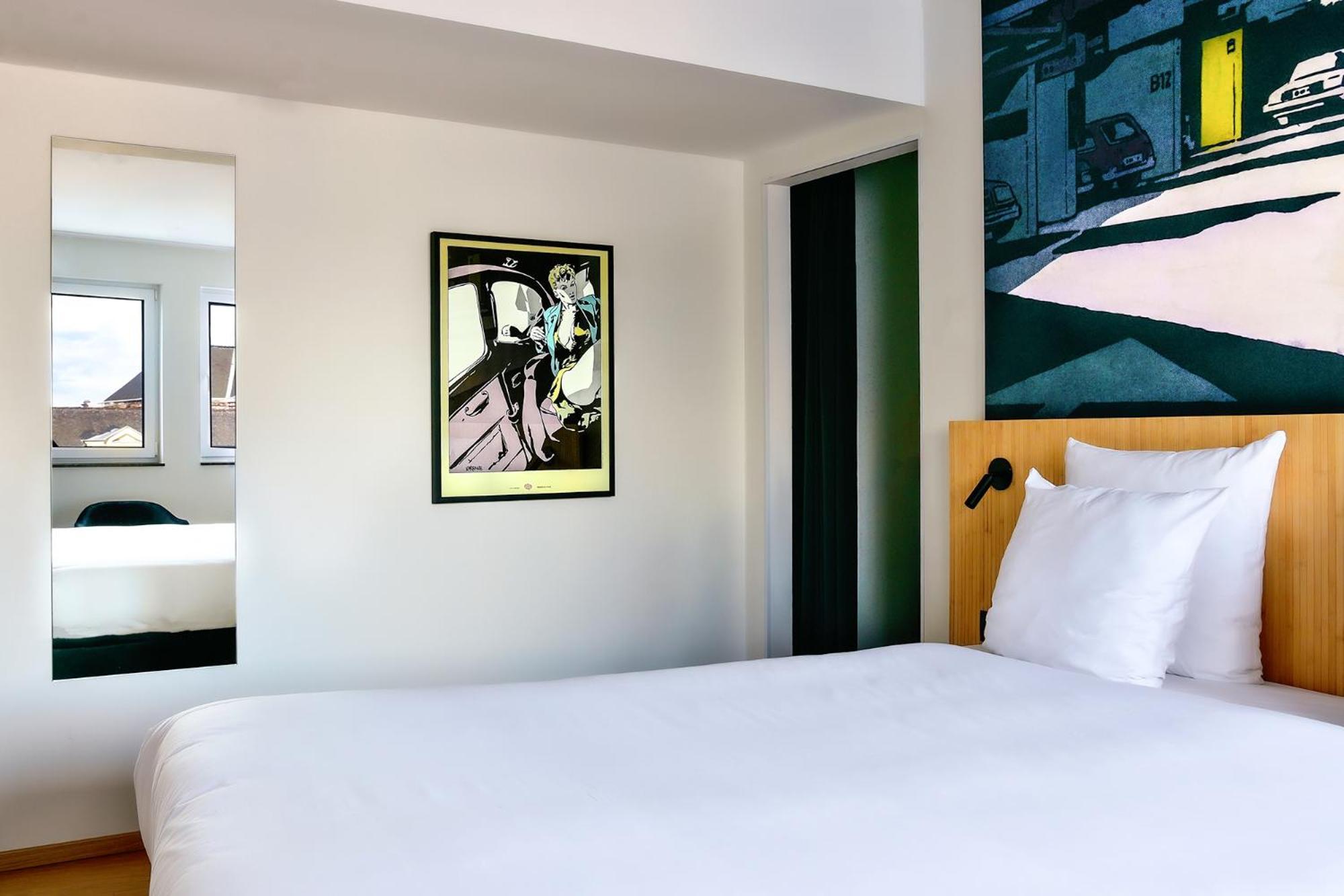 Comic Art Hotel خنت المظهر الخارجي الصورة